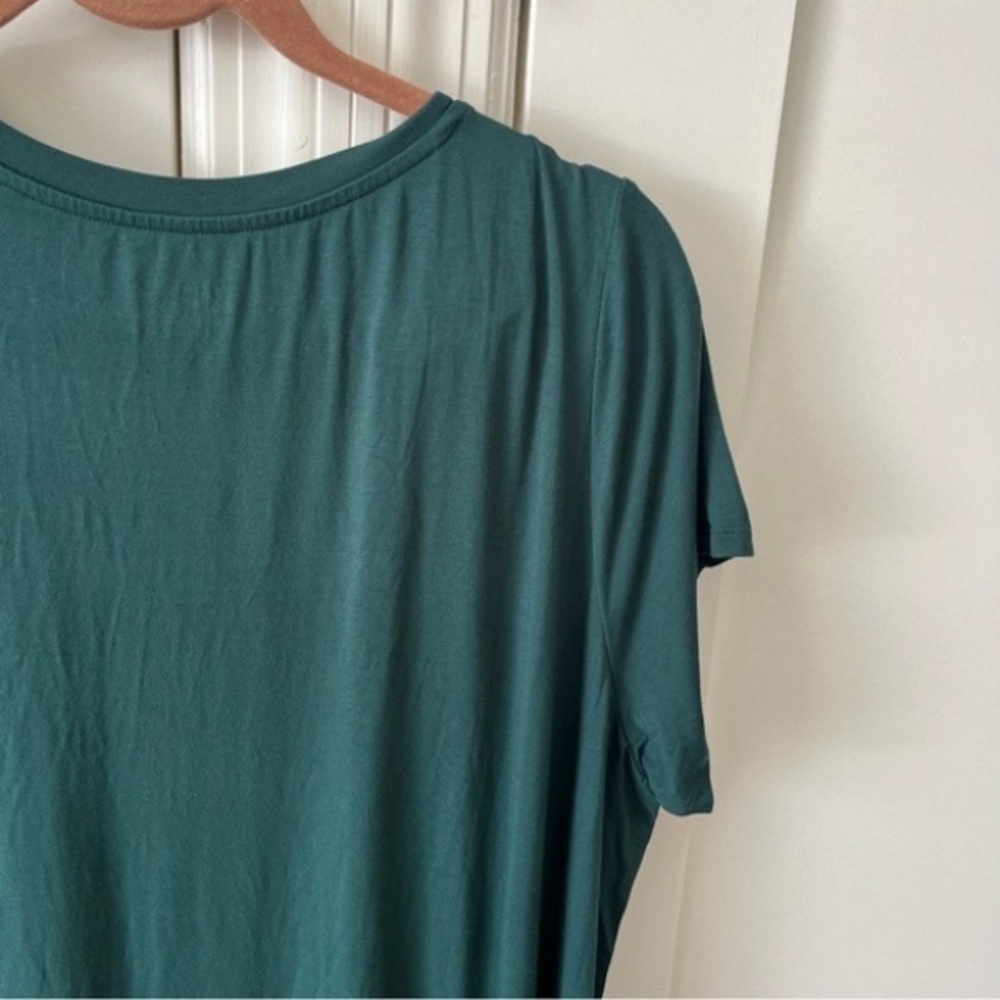 Green Short Sleeve Dress - Picture 3 of 6